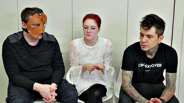 Bdsm slut gives sloppy head