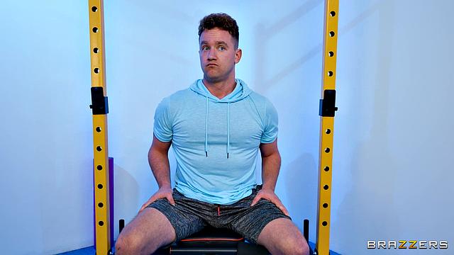 Tit Fucks The Gym Slut