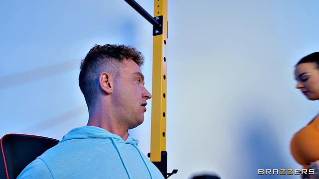 Tit Fucks The Gym Slut