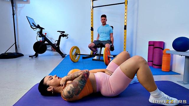 Tit Fucks The Gym Slut
