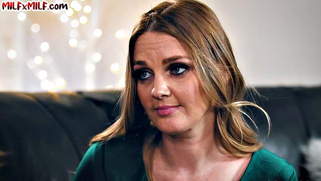 Stunning lesbians scissoring