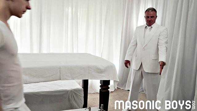 APPRENTICE RYAN Chapter 8 - Anointing