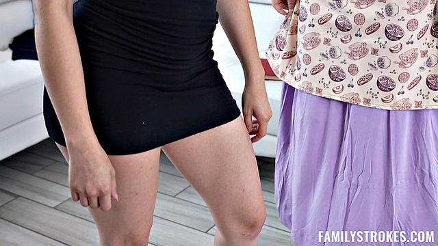 Вежливый парень оказался диким в постели с горячей девушкой.