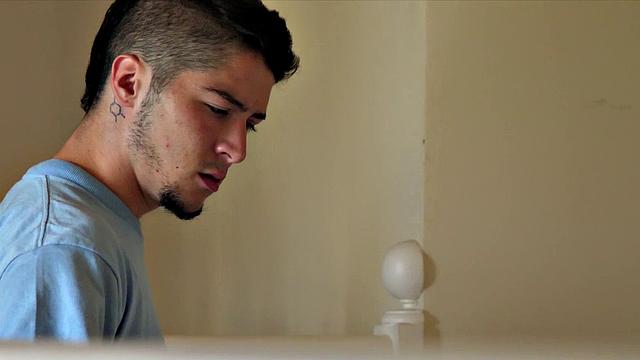 Brandii takes a shower with her best friend