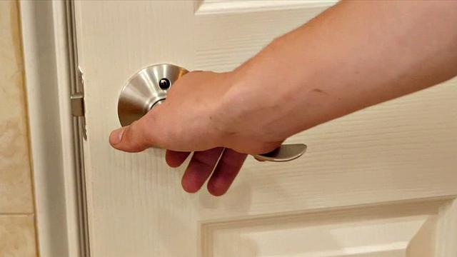 Brandii takes a shower with her best friend