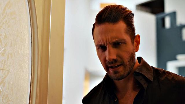 Black 21yo bae fucked from behind by white dick