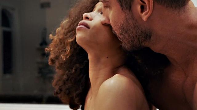 Black 21yo bae fucked from behind by white dick