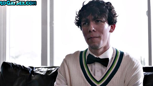 Tattooed jock barebacks college bottom before sucking