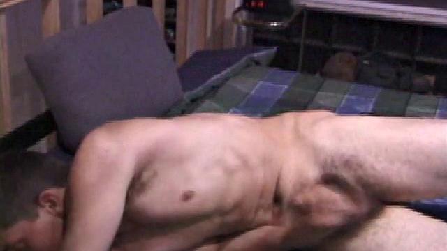 Dakota Jerkin His Meat