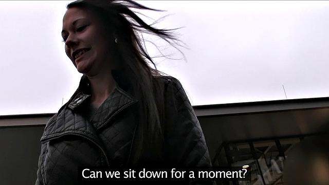 Ханка подумала, что это кастинг, а оказалась на члене у парковки