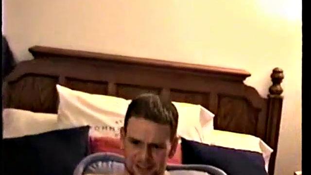 Straight Axel Beats Off