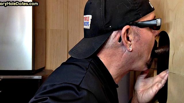 Gloryhole gaydaddy barebacked and gets cum in mouth
