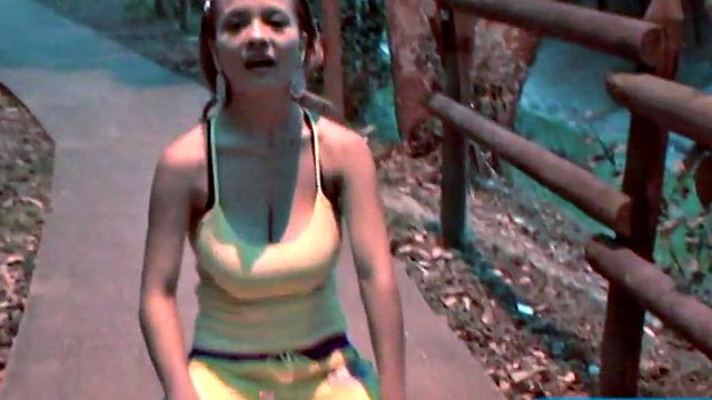 Teen with giant titties gets them out