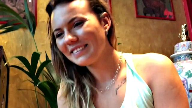 Dating with Vanessa Decker