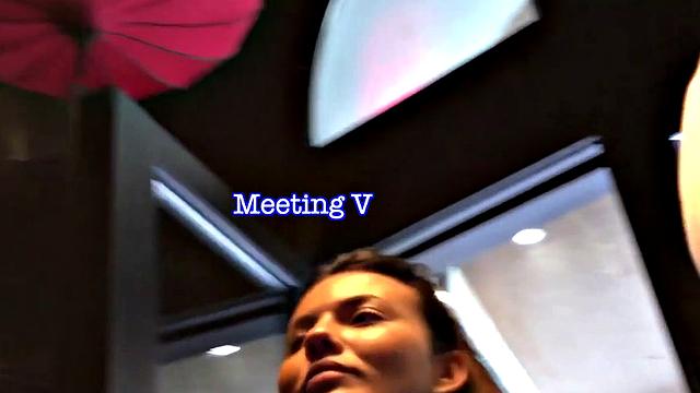 Dating with Vanessa Decker