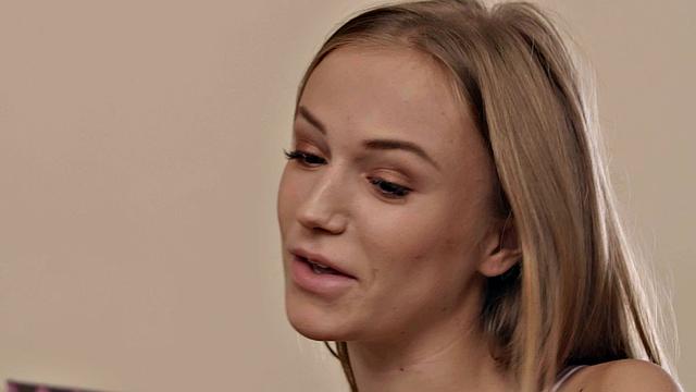 Alyssia Kent - Aislin