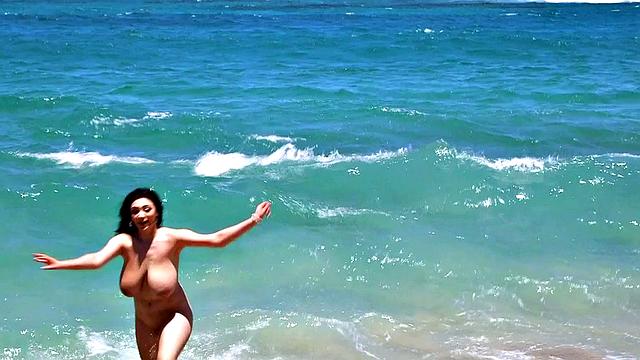 Alexya was Born to Play in Tropical Paradise