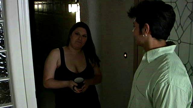 Kiki with the Next-door Neighbor