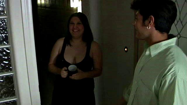 Kiki with the Next-door Neighbor