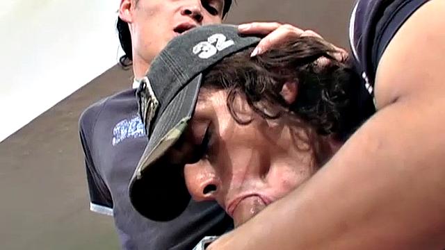 saul жёстко ебёт damianа своей мощной палкой