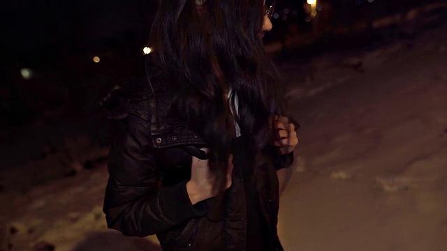 Naive babe riding stranger in POV