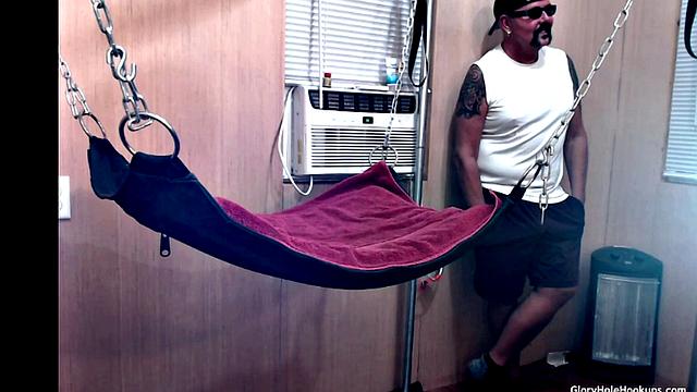 Hot Suck and Sling Bareback Fuck