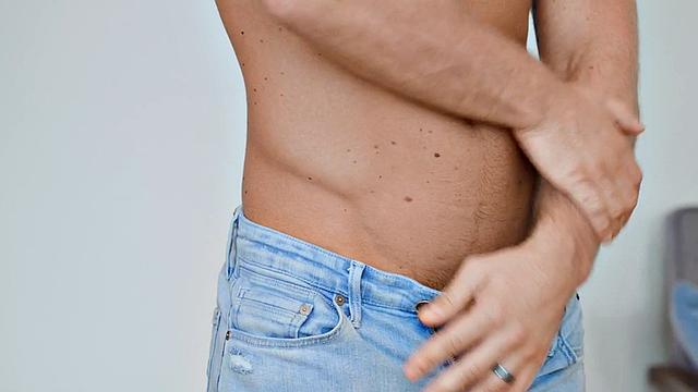 Athletic solo jock with nice abs jerks after casting