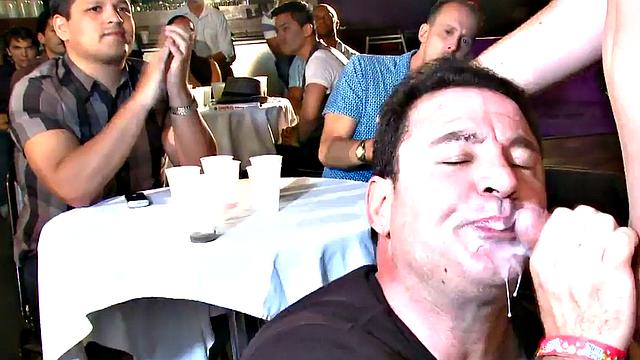 Amateur stripper sucked in public