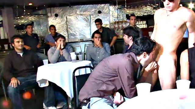 Amateur stripper sucked in public