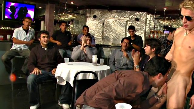 Amateur stripper sucked in public