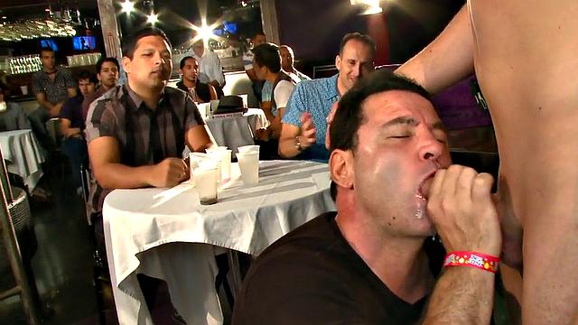 Amateur stripper sucked in public