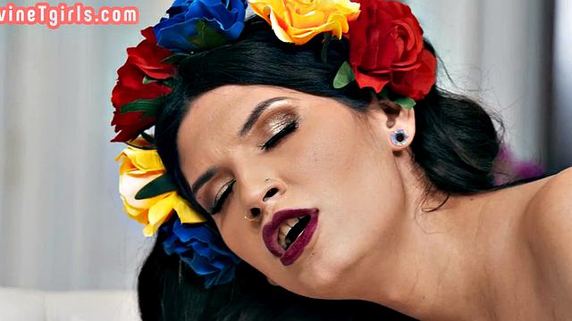 Ebony Trans rimming her GF