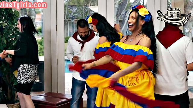 Ebony Trans rimming her GF