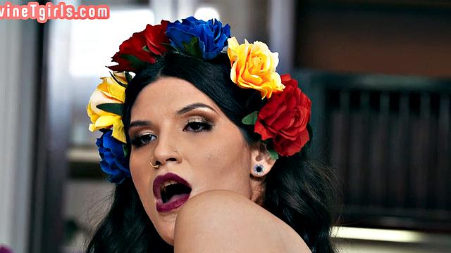 Ebony Trans rimming her GF