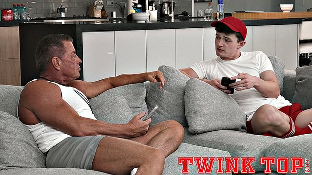 GRANT DUCATI Chapter 2 - Staying