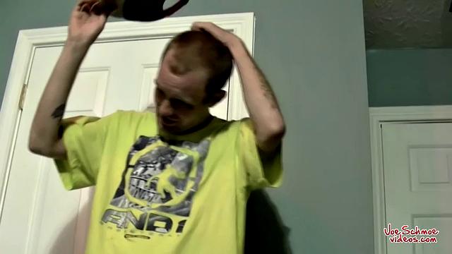 Leroy Receives Steamy Blowjob - Leroy