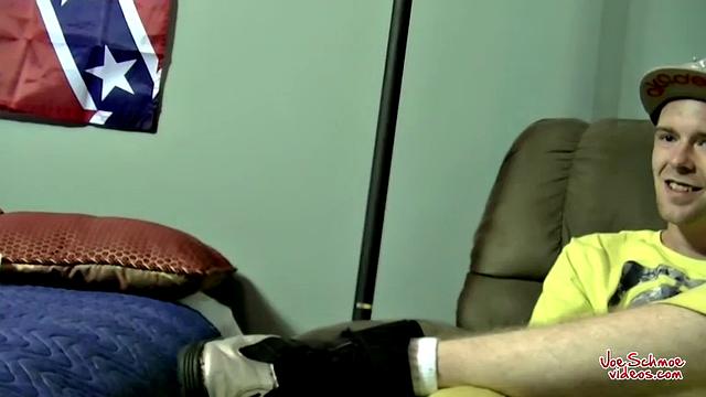 Leroy Receives Steamy Blowjob - Leroy
