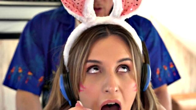 Gaming hostel bunnies sharing cock while playing games