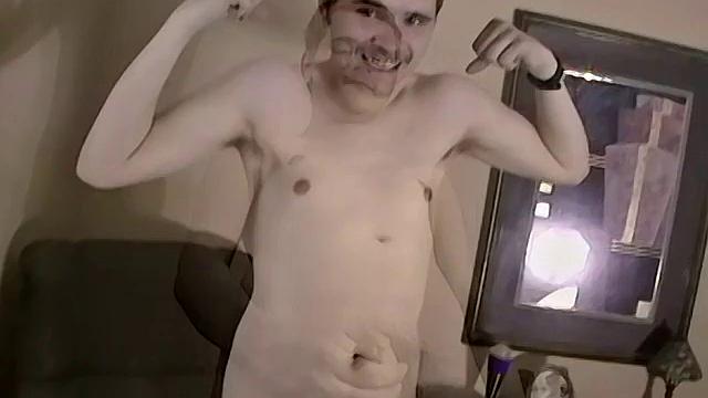 Брюс принимает два члена - Брюс