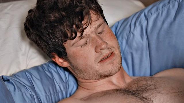 Sexy studs enjoy threesome fucking in anal holes