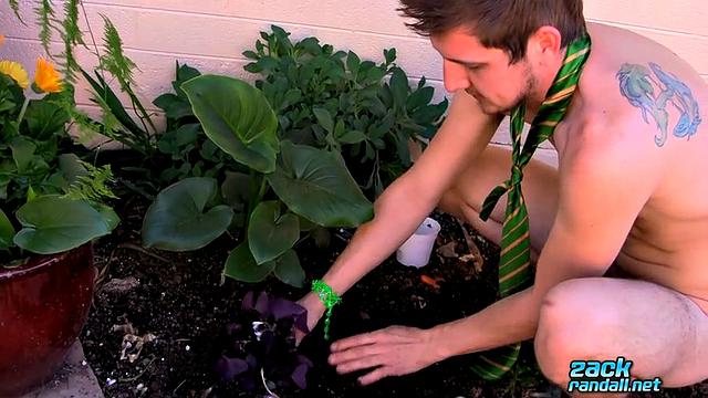 Feeding the Plants Protein - Wyatt Blaze