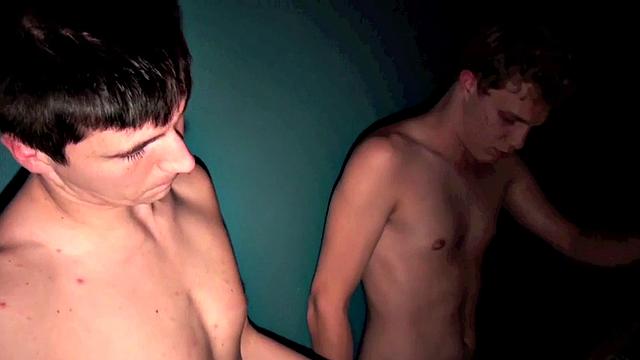 Masked bottom stud drilled in 3some after gloryhole BJ