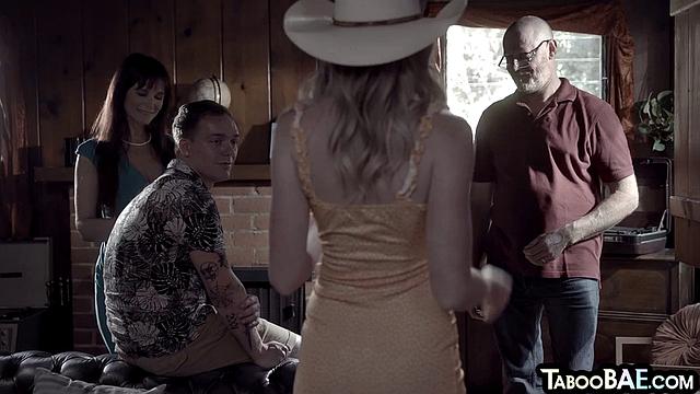 Cockhungry babes pounded in 3some