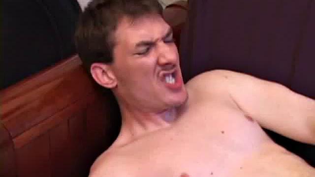 After stripping off his clothes Richard Azina lubes up his cock and strokes it hard. He uses his fingers and sex toys to pleasure his ass, before blasting his cum load onto the skateboard he rides.