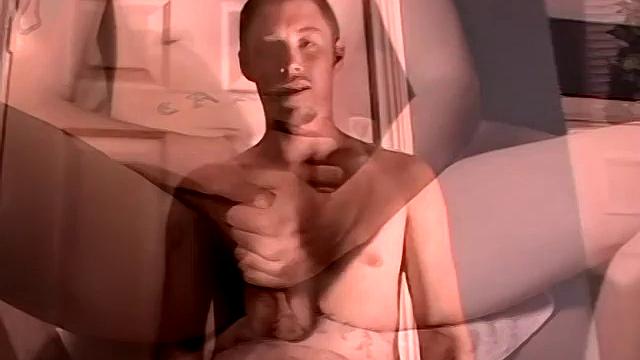 Amateur Hunk Carter Jerks Off - Carter