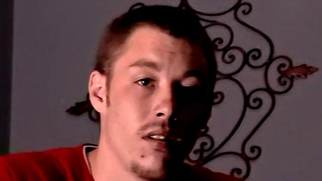 Amateur Hunk Carter Jerks Off - Carter