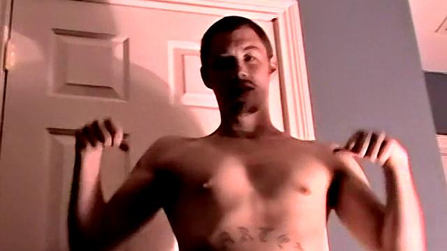 Amateur Hunk Carter Jerks Off - Carter