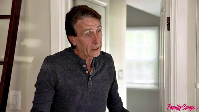 Why Is There A Shamrock On My - S4:E9