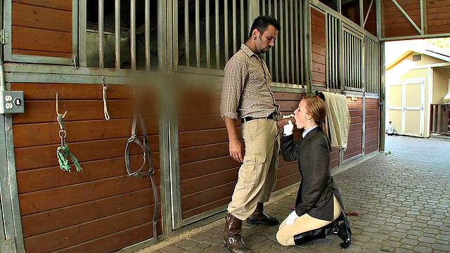 Hairy pussy slave gets barebacked outdoors with gloves & femdom mistress