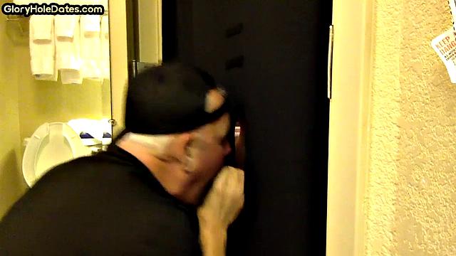 Gloryhole gaydaddy mouth for sucking BFs dick